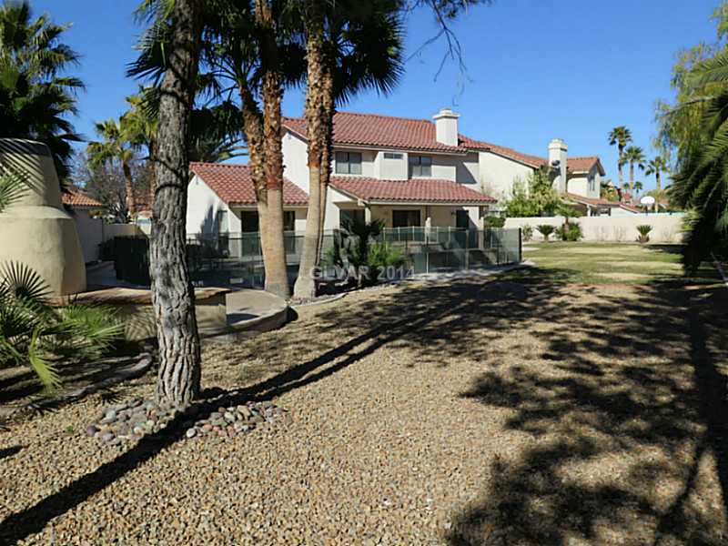 388 Rushing Creek Court Henderson, NV 89014 - Photo 29 of 35 Yard/Garden.