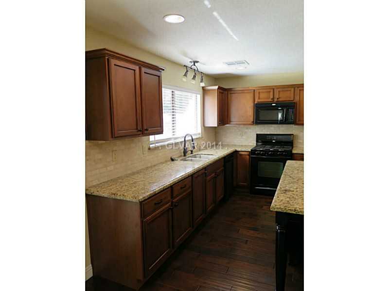 388 Rushing Creek Court Henderson, NV 89014 - Photo 3 of 35 Kitchen.