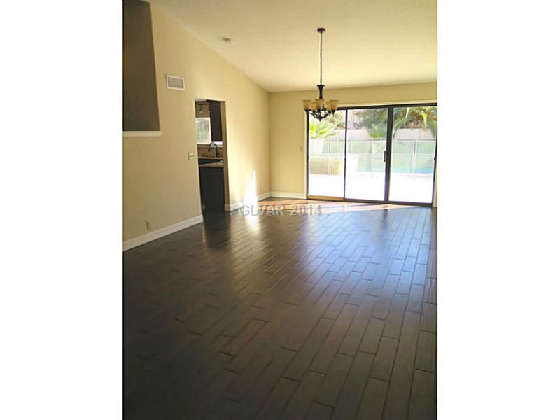 388 Rushing Creek Court Henderson, NV 89014 - Photo 9 of 35 Dining Room.