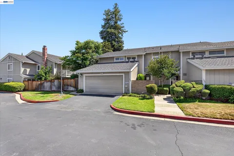 $729,000 | 108 Summerwood Place, Concord, CA 94518