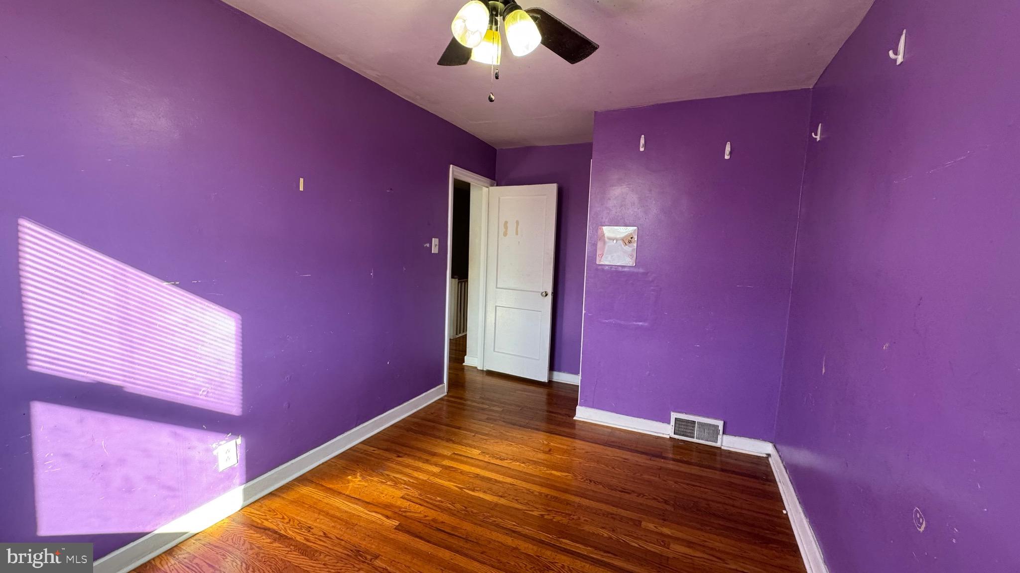 2922 Fanshawe Street Philadelphia, PA 19149 - Photo 12 of 21 a view of empty room with a flat screen tv