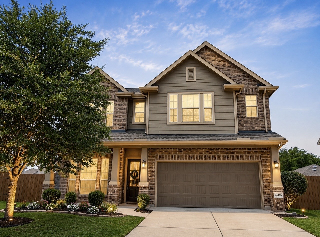 4706 Walnut Willow Ct Spring Spring, TX 77386 - Photo 1 of 17 a front view of a house with garden