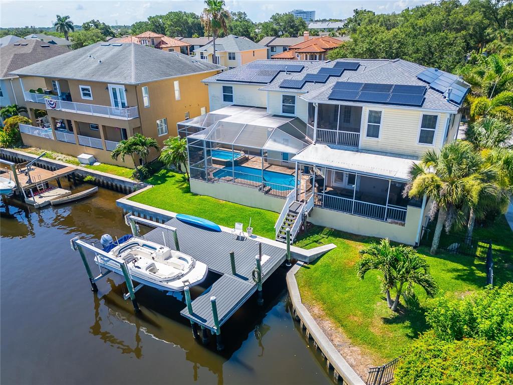 339 Manatee Lane Tarpon Springs, FL 34689 - Photo 1 of 35
