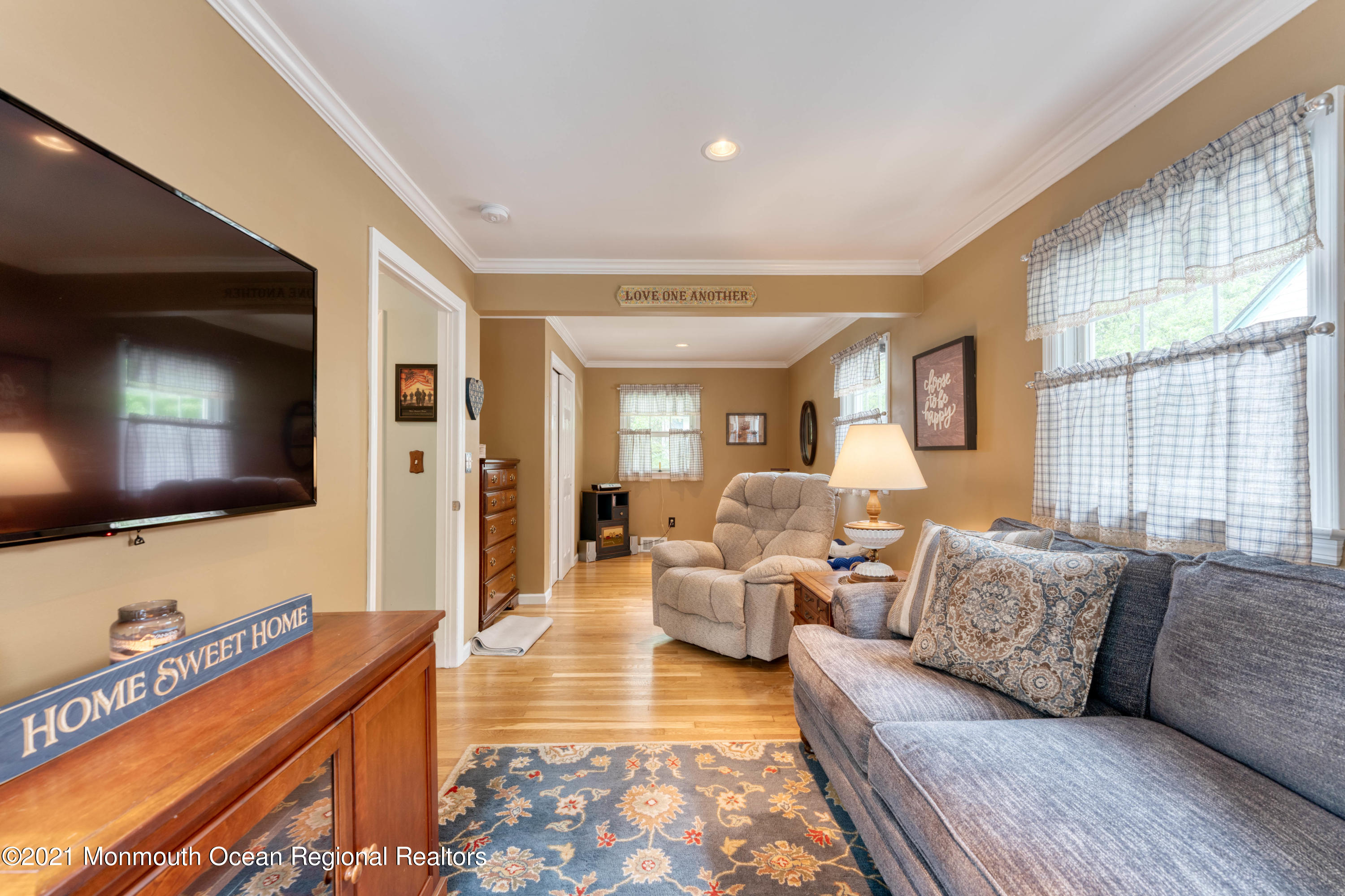 209 Wilson Road Neptune Township, NJ 07753 - Photo 18 of 24 RLS-18
