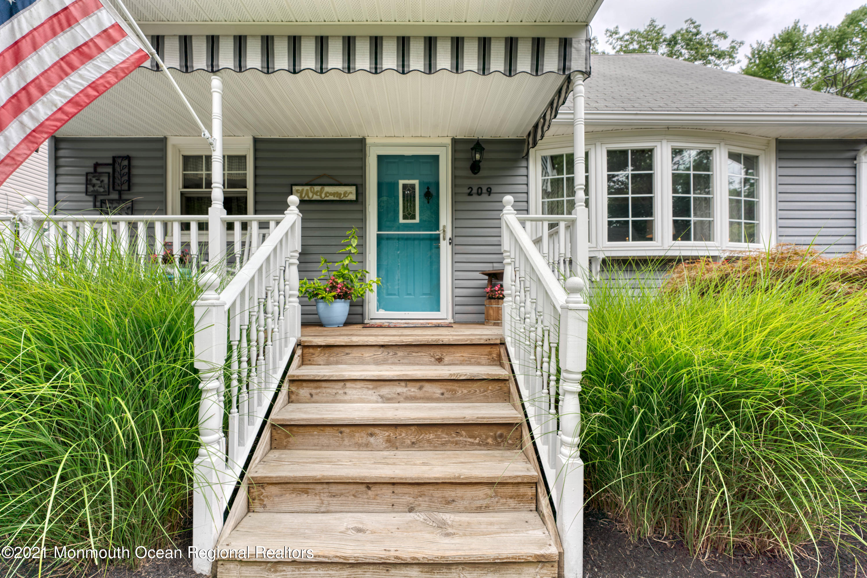 209 Wilson Road Neptune Township, NJ 07753 - Photo 4 of 24 RLS-4