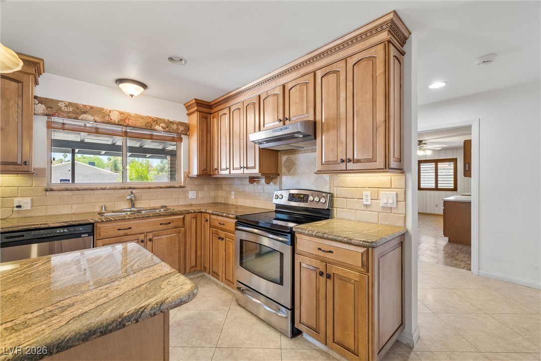 3090 Westwind Road Las Vegas, NV 89146 - Photo 12 of 49