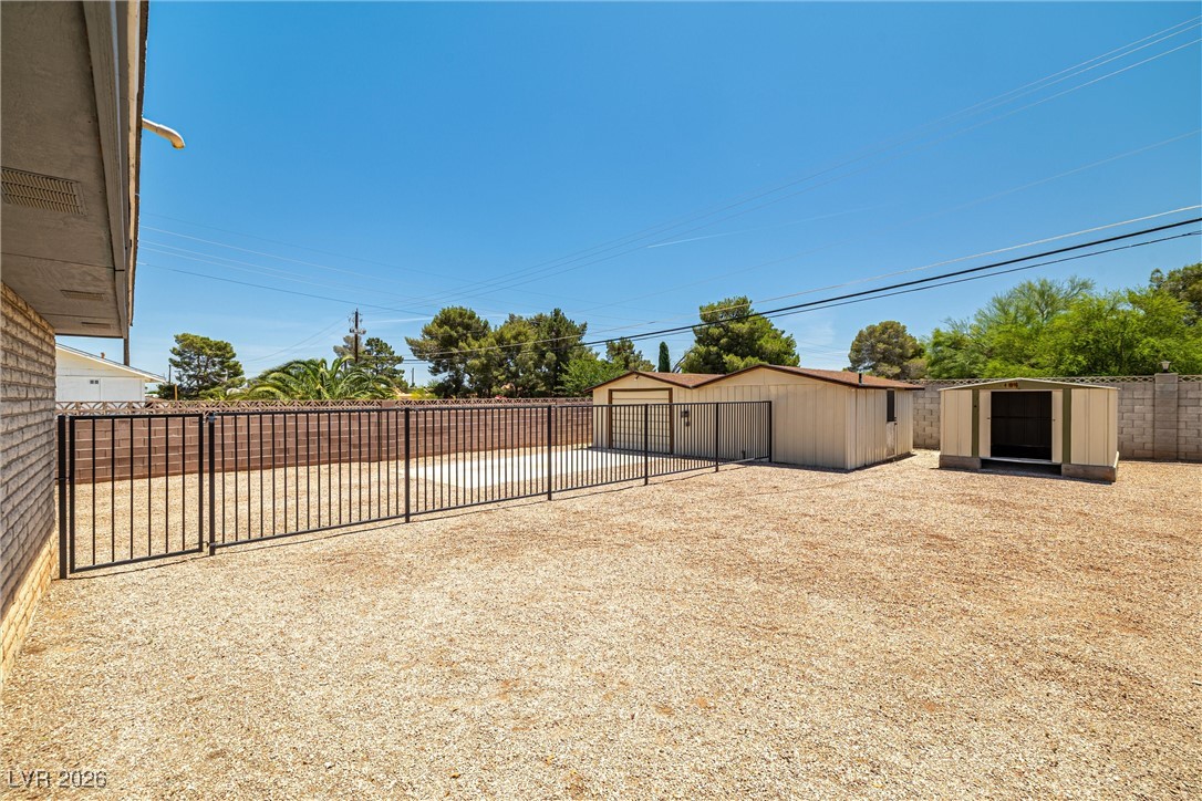 3090 Westwind Road Las Vegas, NV 89146 - Photo 39 of 49