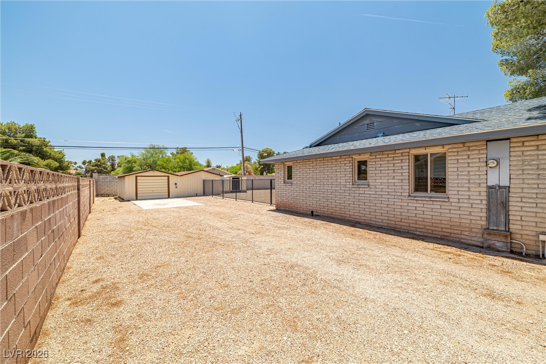 3090 Westwind Road Las Vegas, NV 89146 - Photo 41 of 49