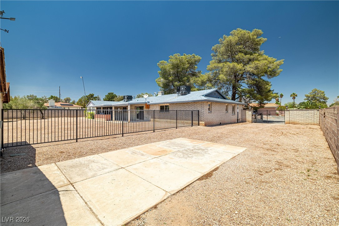 3090 Westwind Road Las Vegas, NV 89146 - Photo 44 of 49