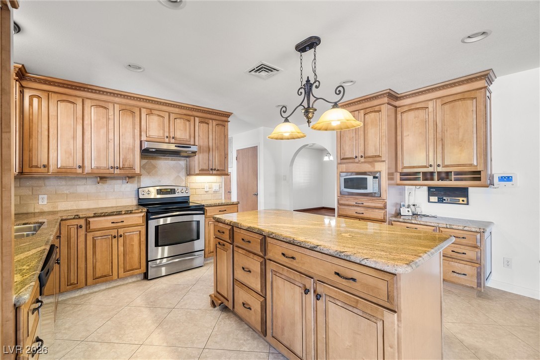 3090 Westwind Road Las Vegas, NV 89146 - Photo 8 of 49