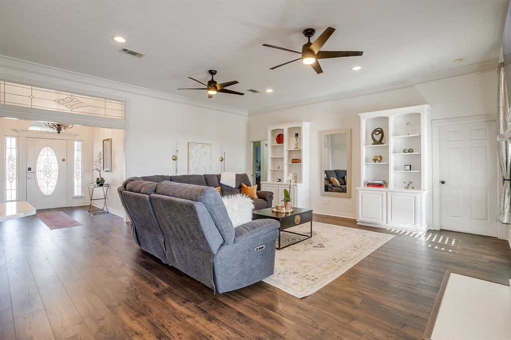 1008 Dapple Gray Road Crowley, TX 76036 - Photo 12 of 40