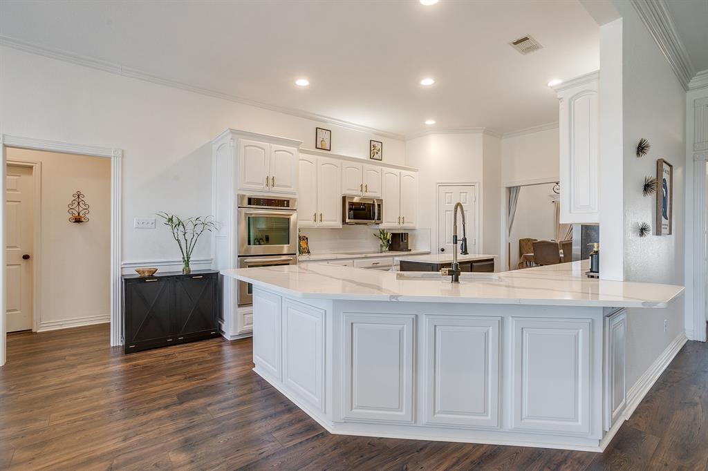 1008 Dapple Gray Road Crowley, TX 76036 - Photo 15 of 40