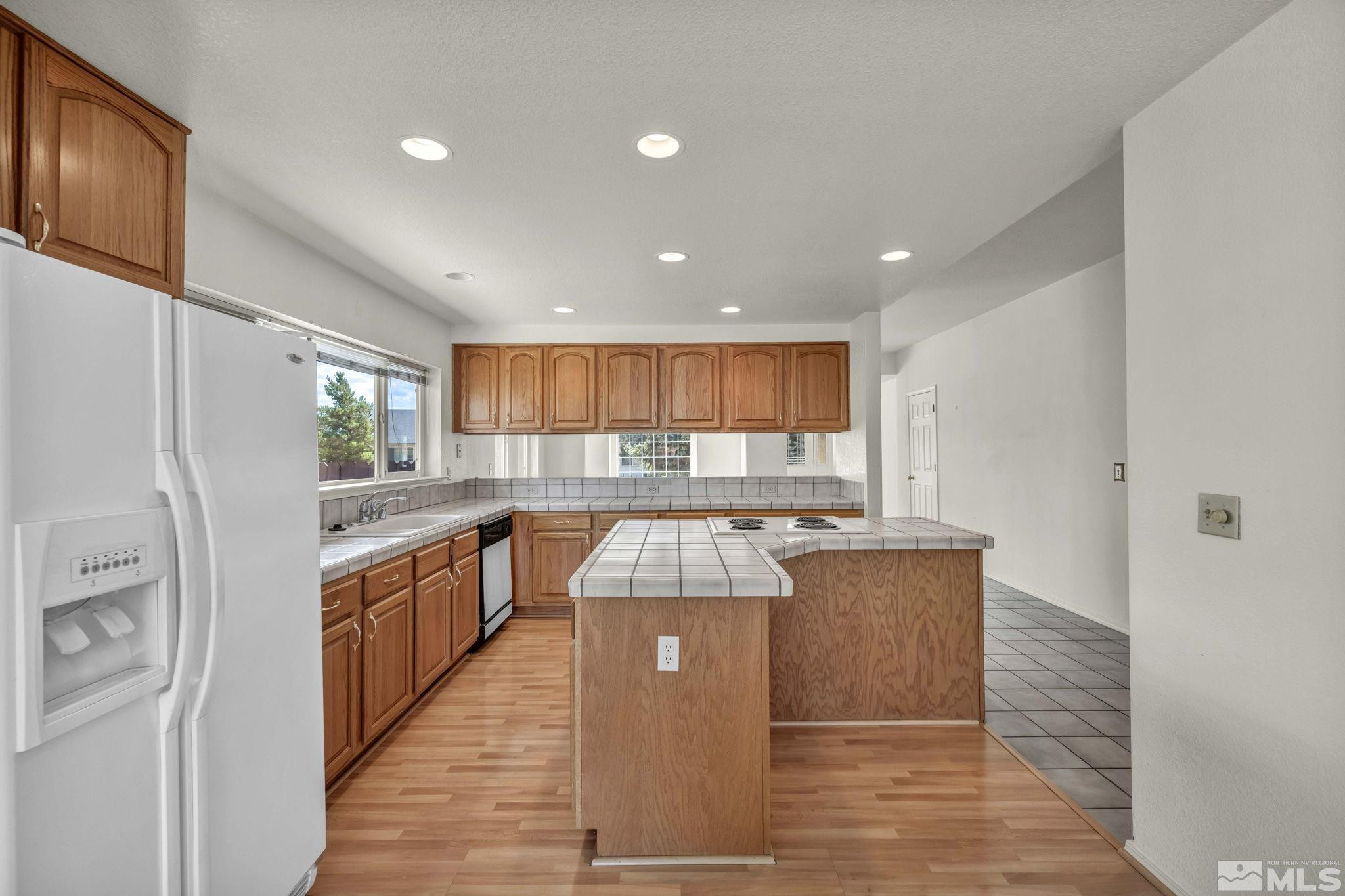 994 Sunview Drive Carson City, NV 89705 - Photo 14 of 24 Photo 14