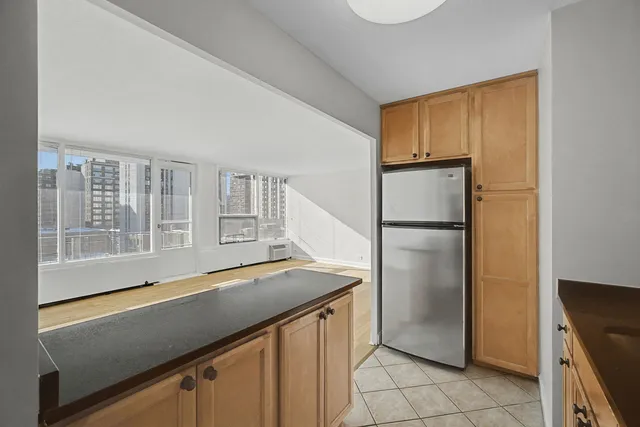 $2,700 | 1400 North State Parkway, Unit 8E, Chicago, IL 60610