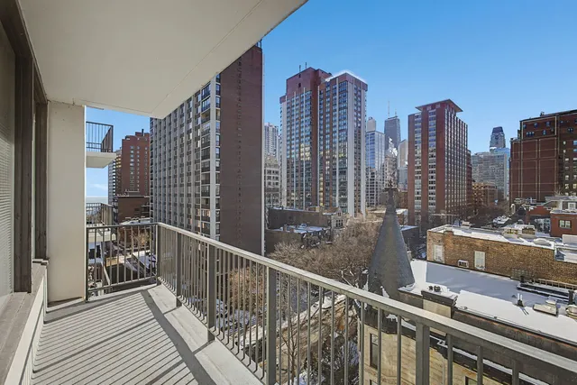 $2,700 | 1400 North State Parkway, Unit 8E, Chicago, IL 60610