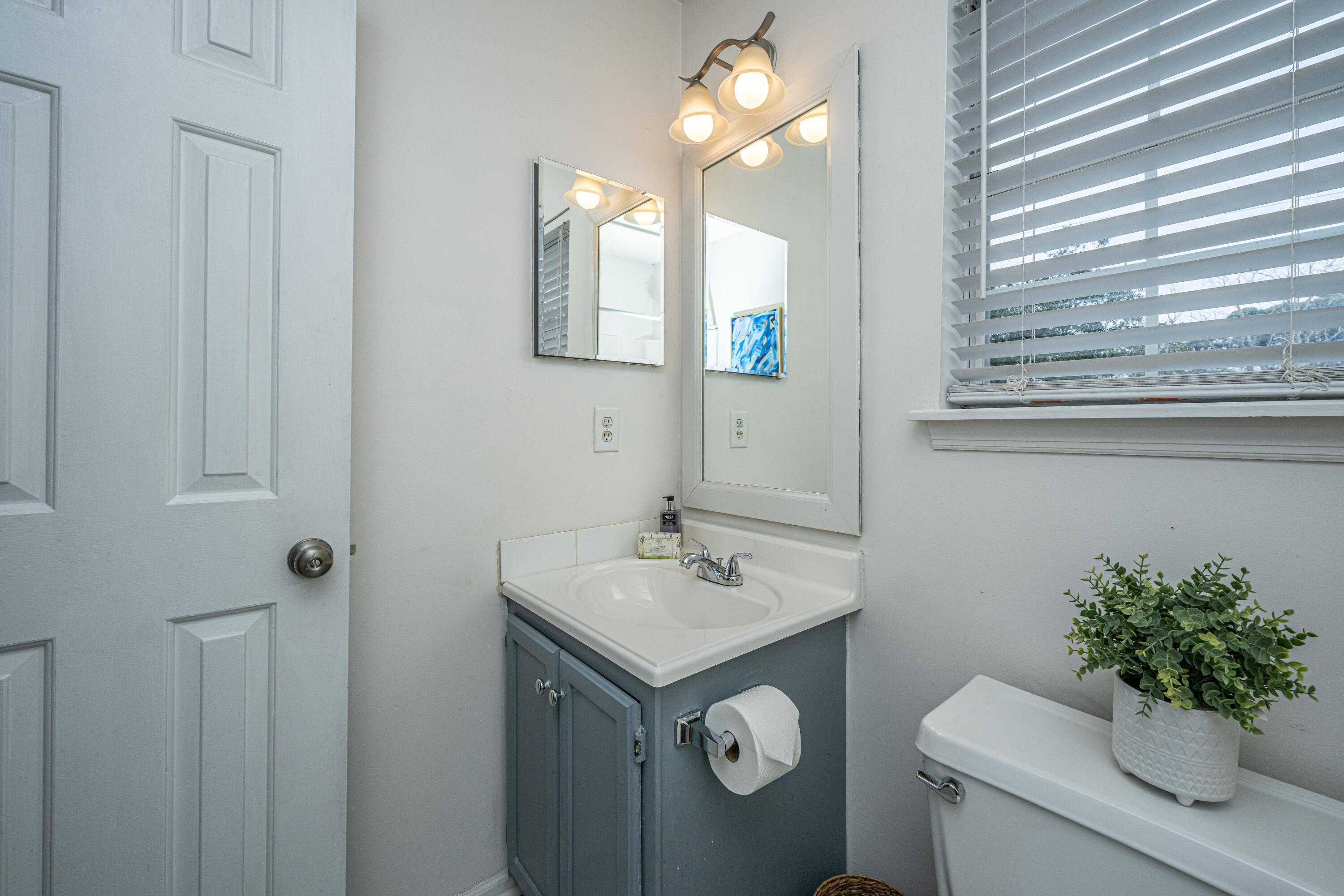 1423 Oak Landing Road Mount Pleasant, SC 29464 - Photo 26 of 41 1423OaklandingRd035