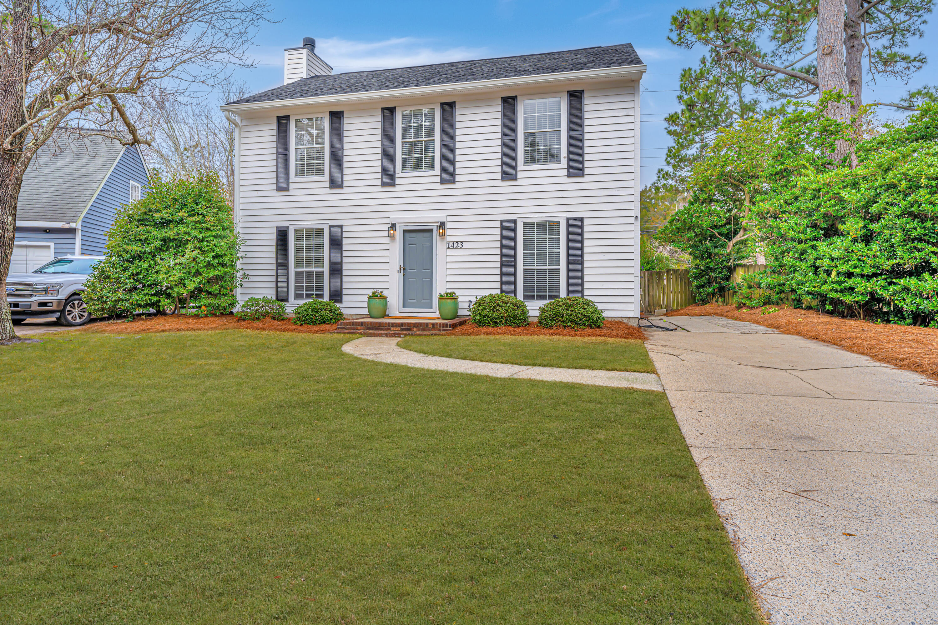 1423 Oak Landing Road Mount Pleasant, SC 29464 - Photo 30 of 41 1423OaklandingRd004
