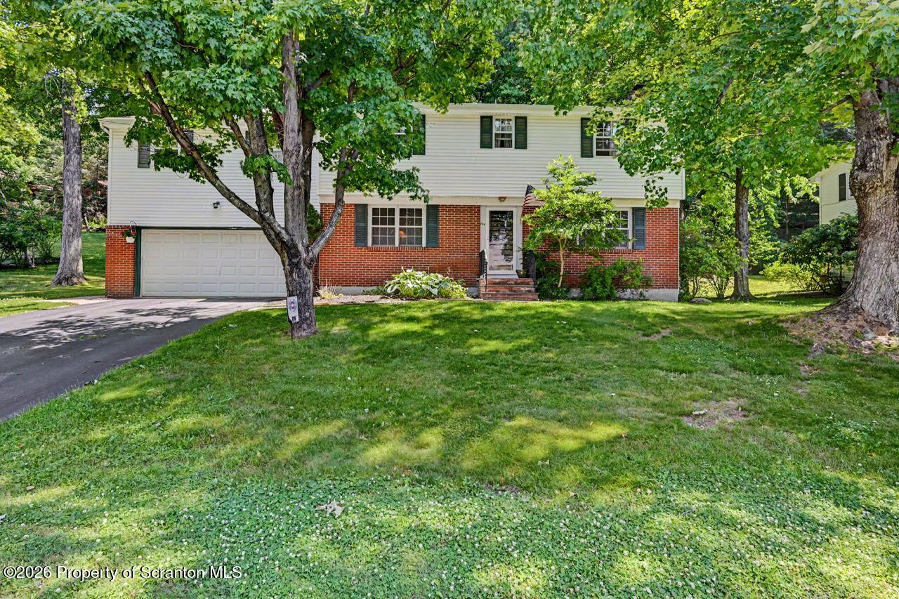 104 Sturbridge Road Clarks Summit, PA 18411 - Photo 7 of 81 104 Sturbridge Rd 04 Large