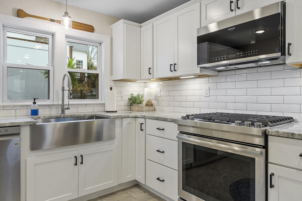 78 Wilder Road Leominster, MA 01453 - Photo 4 of 41