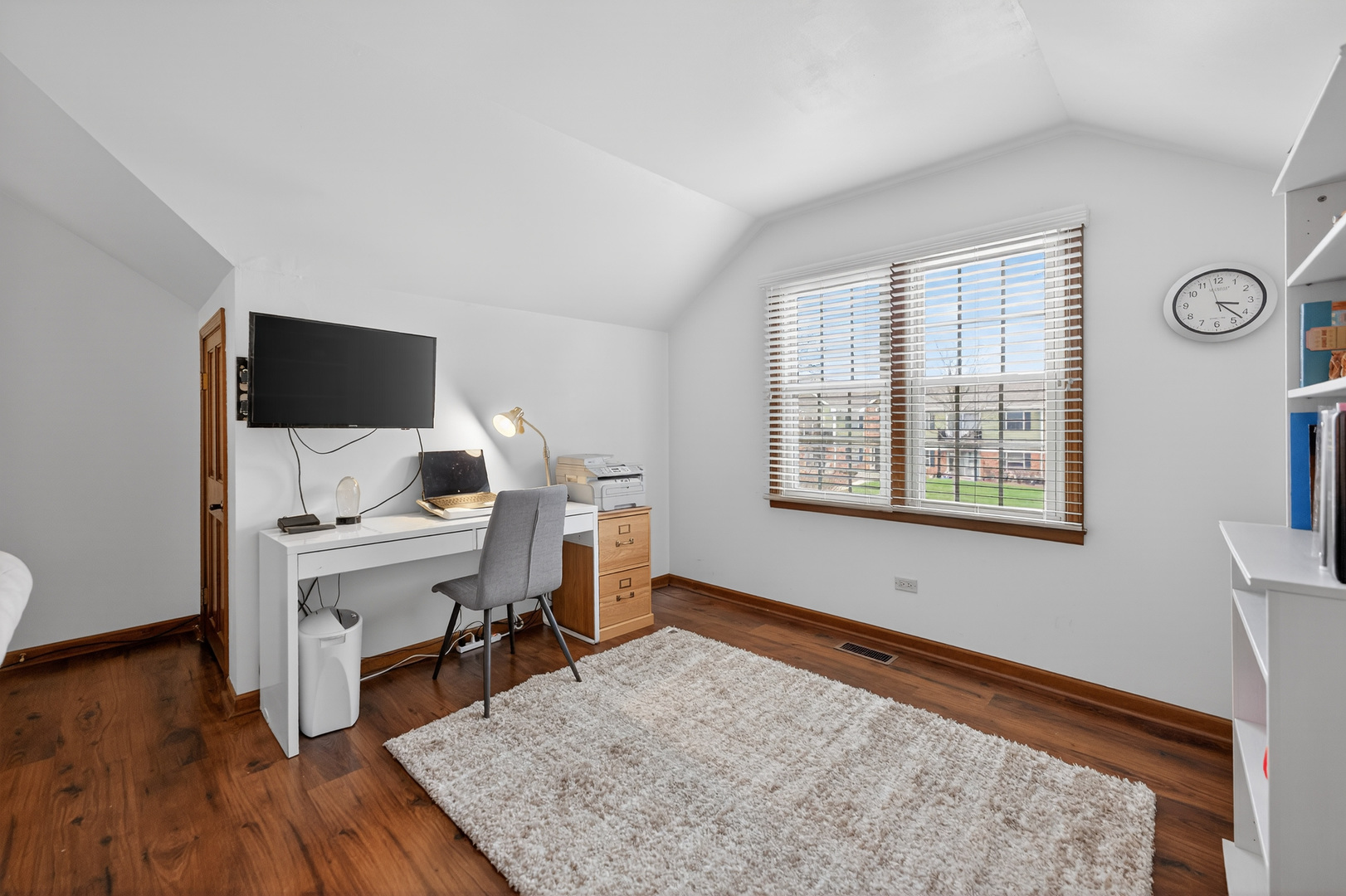 1264 Redfield Road Naperville, IL 60563 - Photo 16 of 41