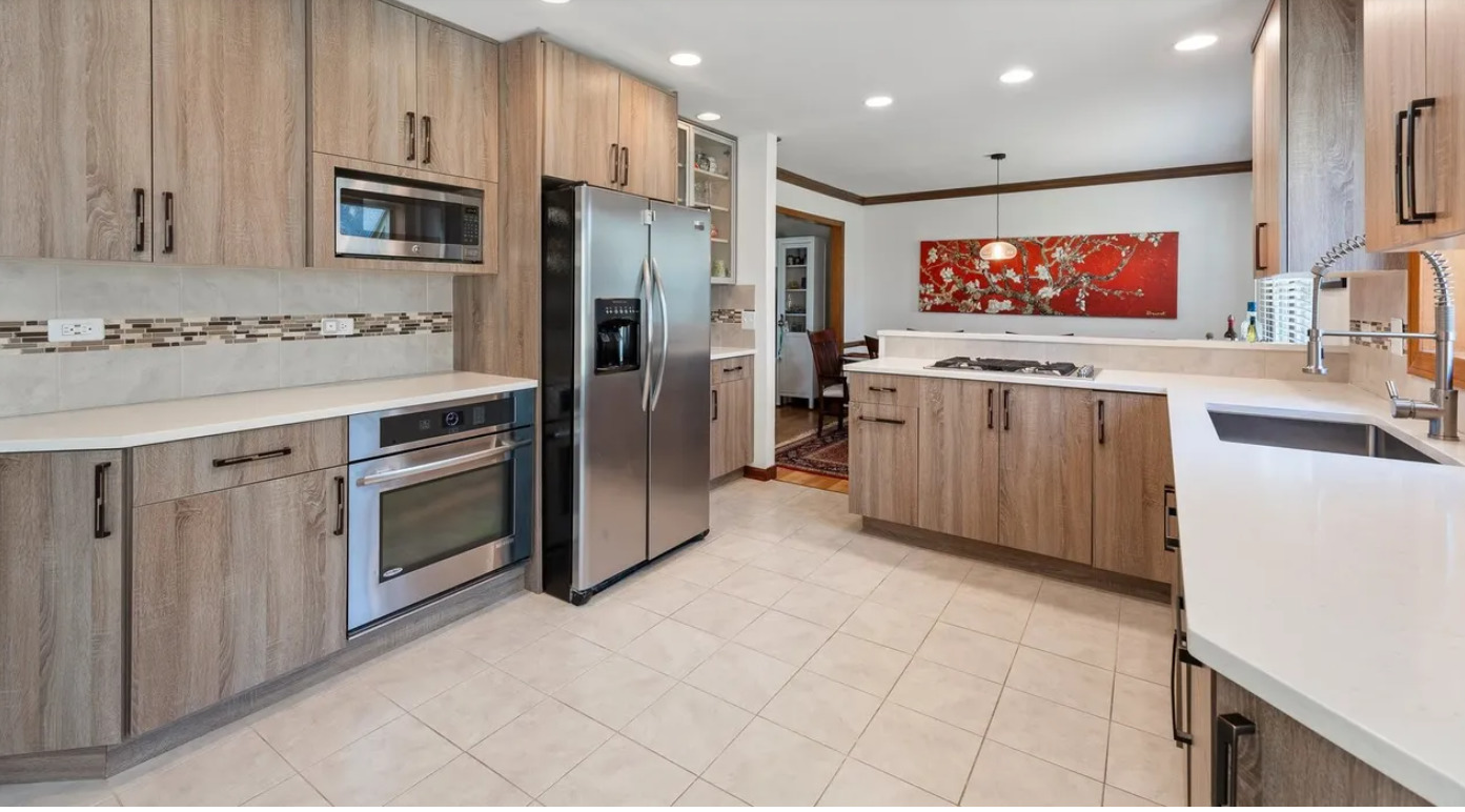 1264 Redfield Road Naperville, IL 60563 - Photo 3 of 41