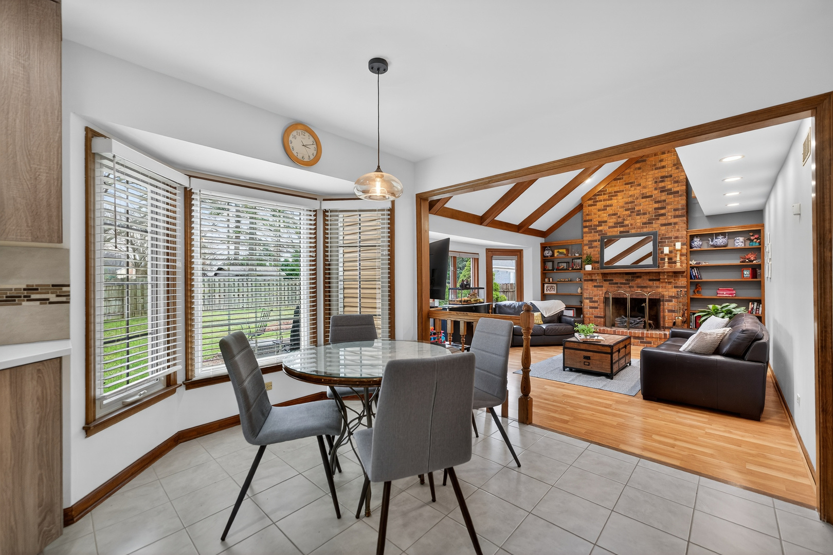 1264 Redfield Road Naperville, IL 60563 - Photo 5 of 41