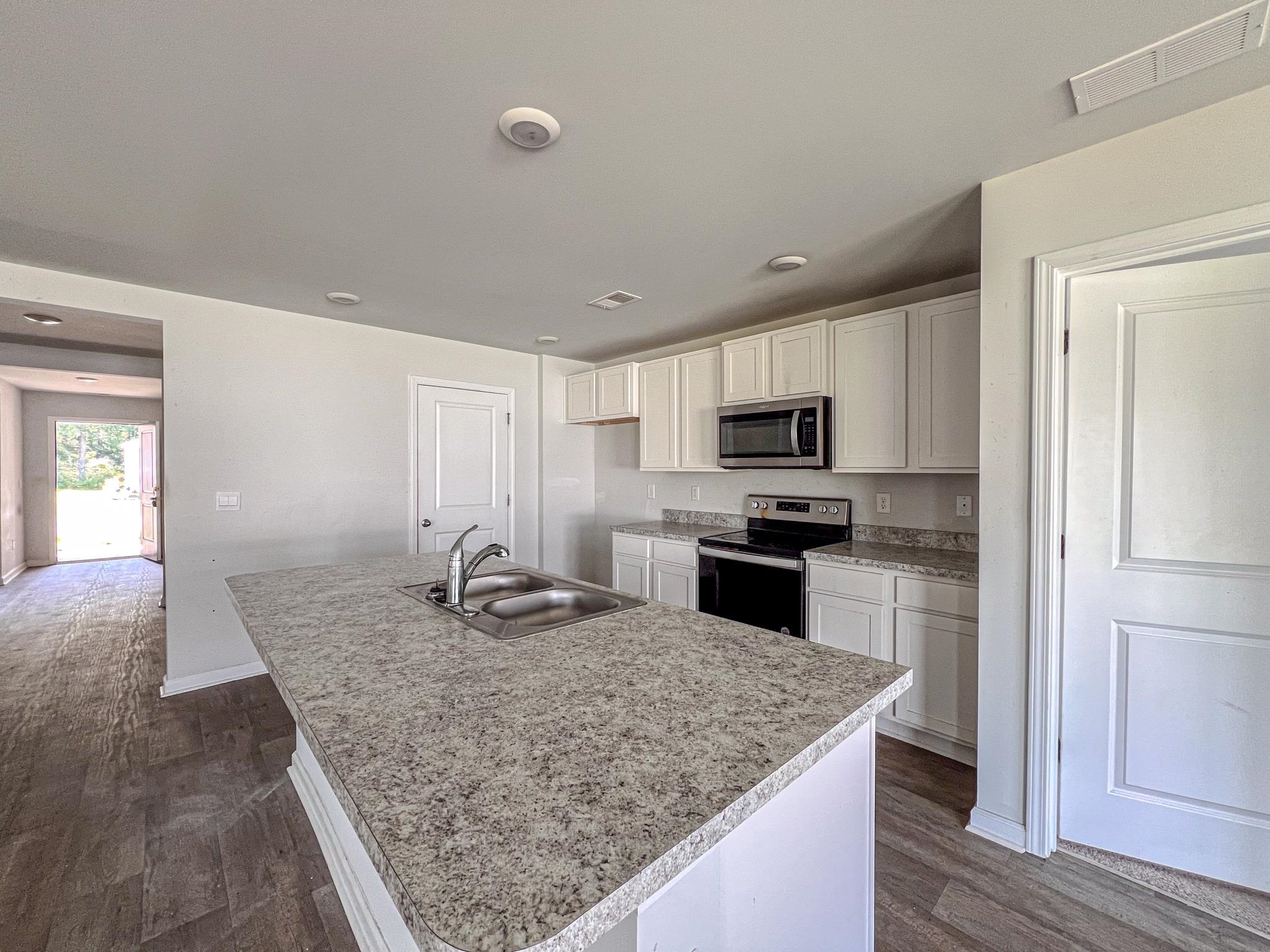 339 Spruce Pne Way Conway, SC 29526 - Photo 10 of 28