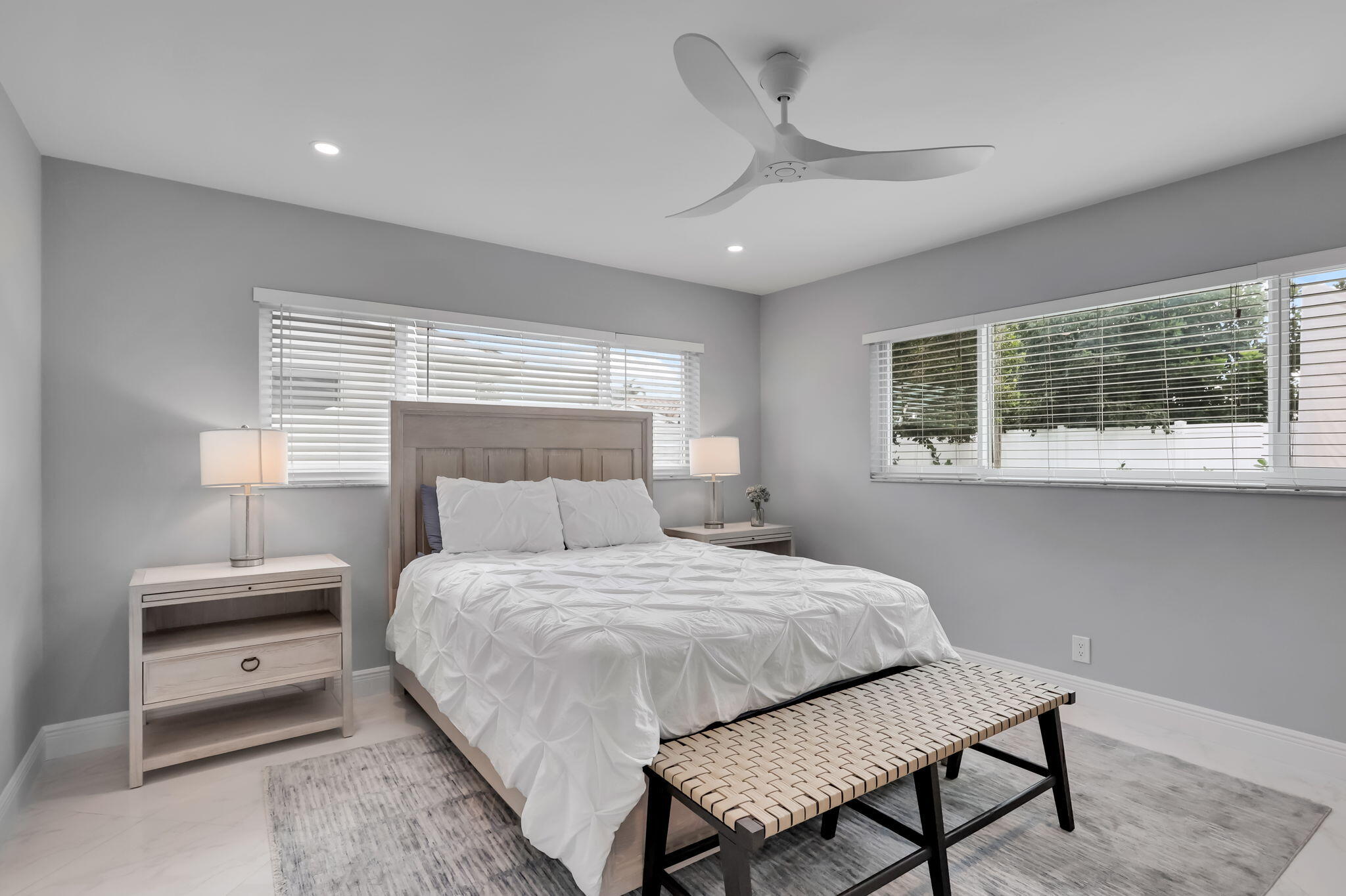 2400 Northeast 45th Street Lighthouse Point, FL 33064 - Photo 26 of 53 51-web-or-mls-0E2A1987