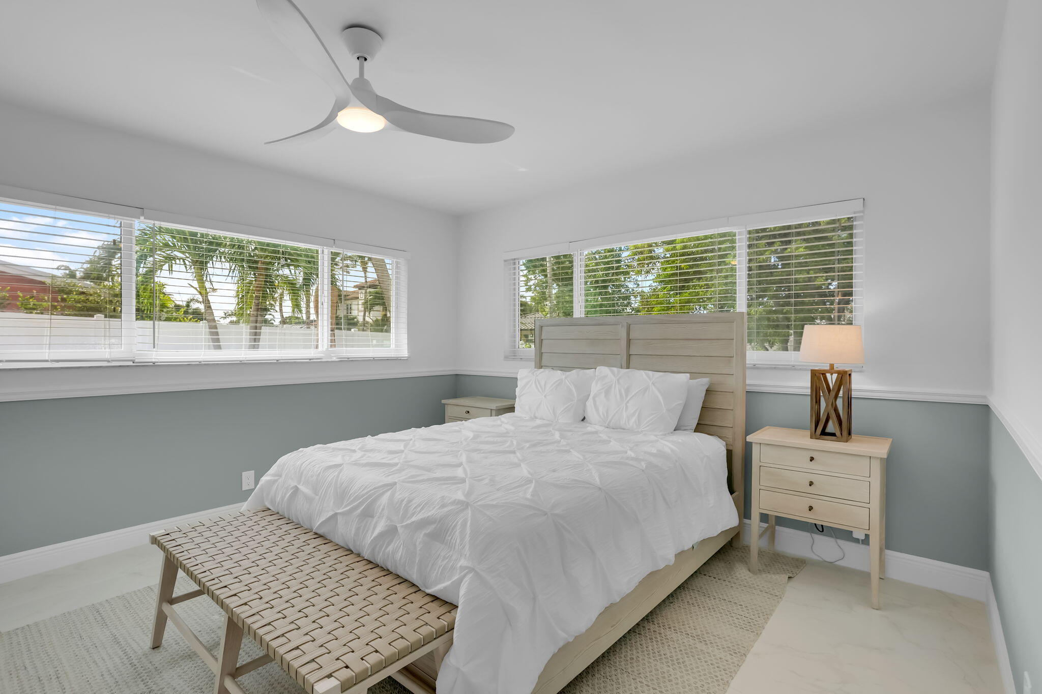 2400 Northeast 45th Street Lighthouse Point, FL 33064 - Photo 34 of 53 56-web-or-mls-0E2A2012