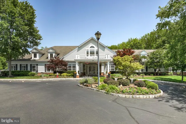 $725,000 | 118 Andover Drive, Kendall Park, NJ 08824