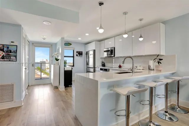 $439,000 | 1401 North Riverside Drive, Unit 1403, Pompano Beach, FL 33062