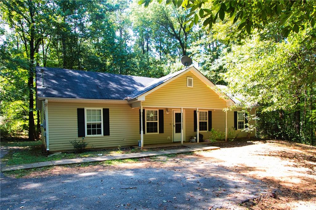 75 Robin Hood Road Covington, GA 30014 - Photo 1 of 17 Gallery Image 1