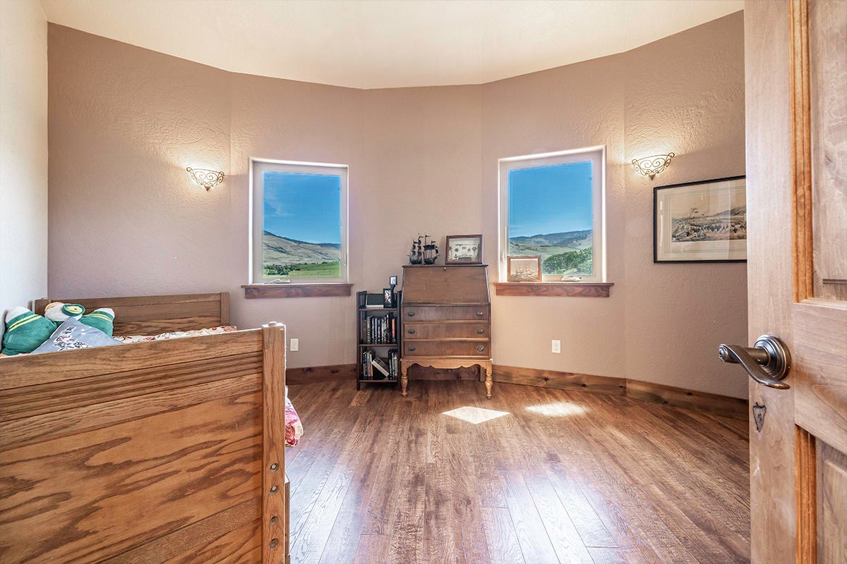 500 Emigrant Creek Road Ashland, OR 97520 - Photo 12 of 26 DSC07018-HDR