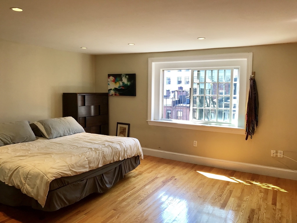 76 Commonwealth Avenue, Unit 12 Boston, MA 02116 - Photo 1 of 8