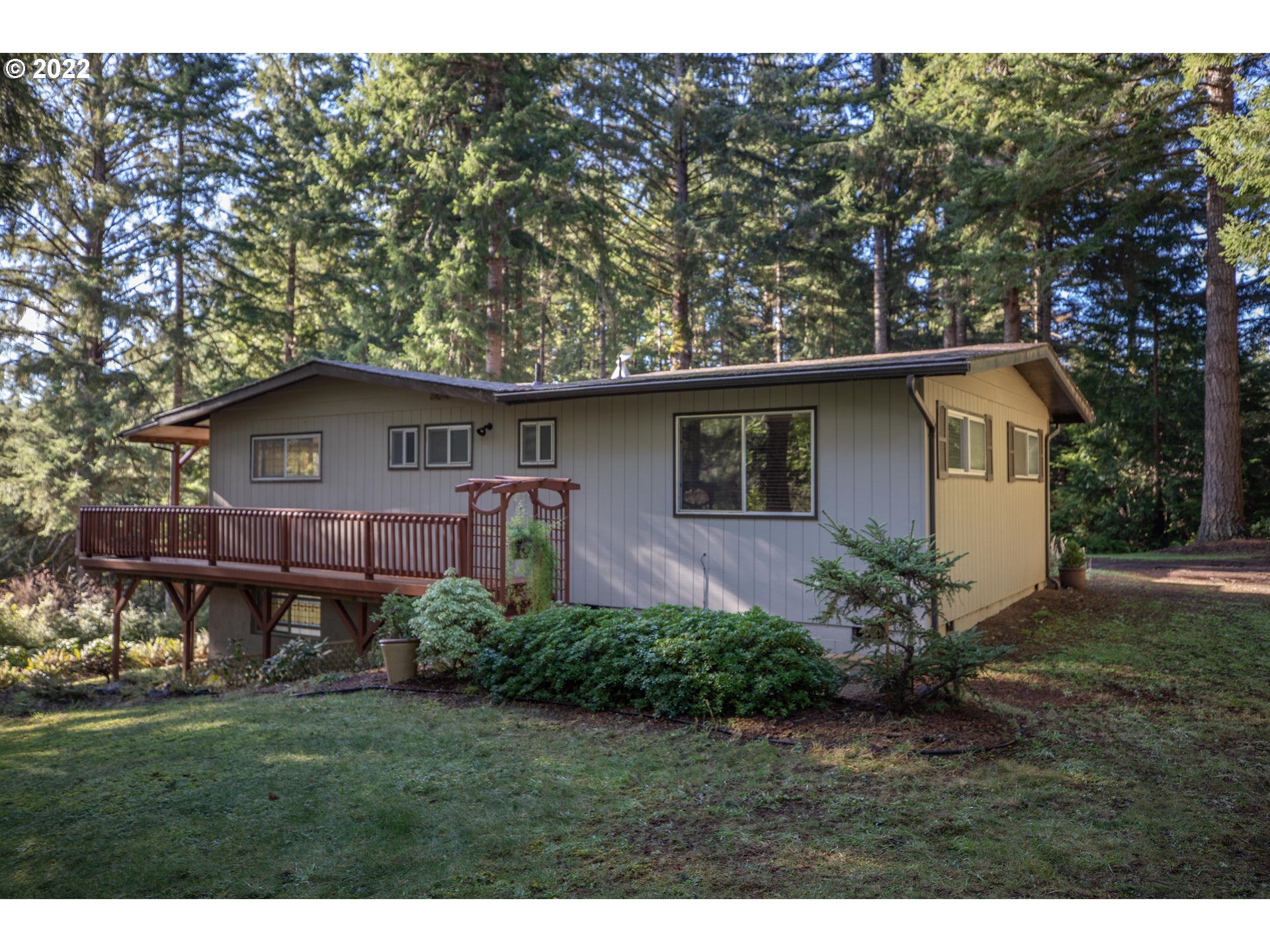 68227 Ravine Road North Bend, OR 97459 - Photo 3 of 32 Gallery Image 3