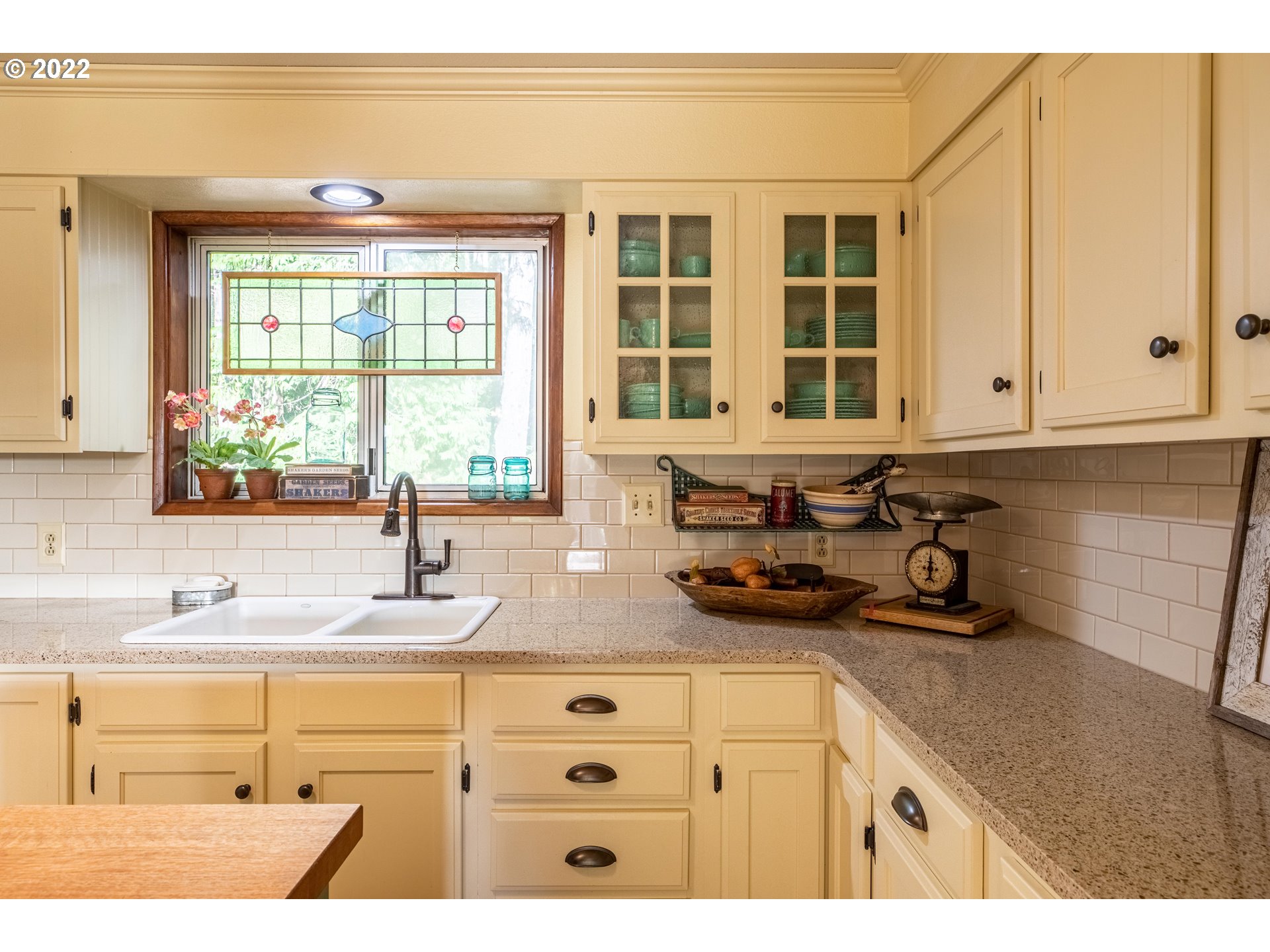 68227 Ravine Road North Bend, OR 97459 - Photo 7 of 32 Gallery Image 7