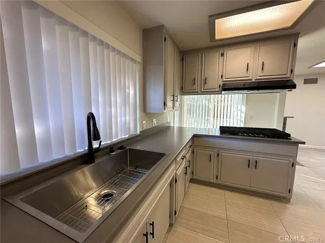 $3,000 | 44204 Foxton Avenue, Lancaster, CA 93535