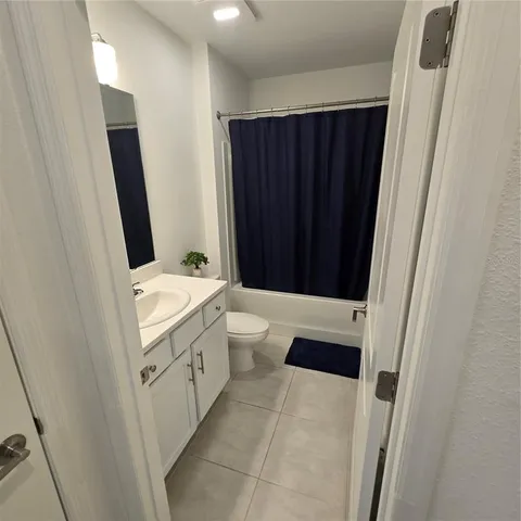 $2,200 | 200 Citrine Loop, Kissimmee, FL 34758