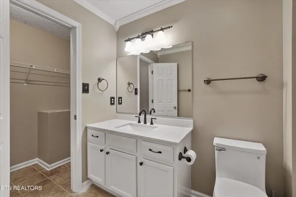 $354,900 | 8431 Gardenside Lane, Powell, TN 37849