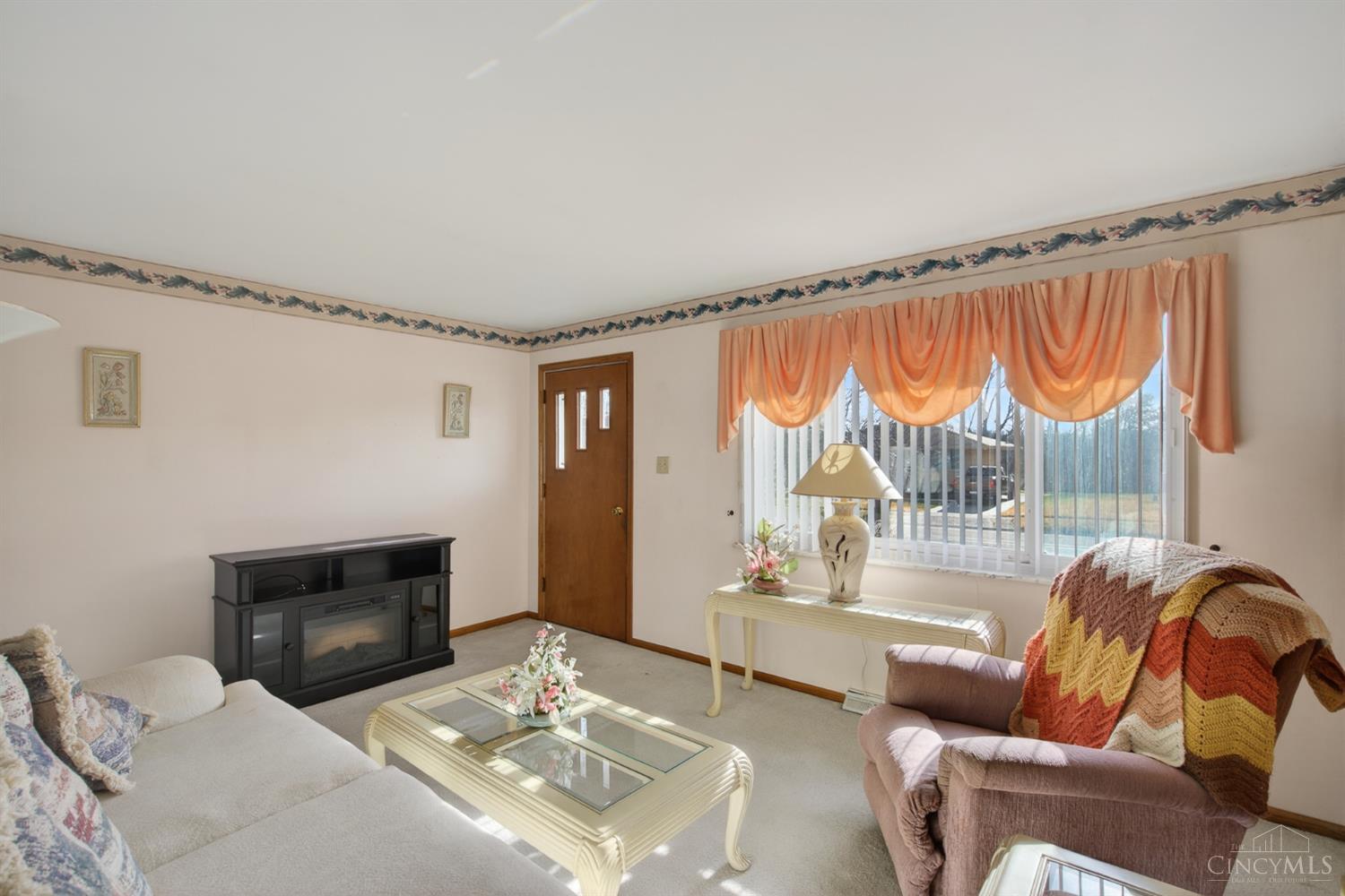3360 Alexis Road Cincinnati, OH 45239 - Photo 3 of 53 Gallery Image 3