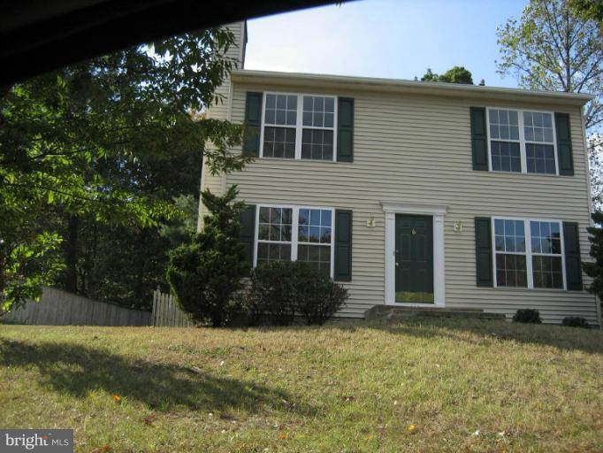529 Oakton Road Odenton, MD 21113 - Photo 15 of 15 Exterior (Front)