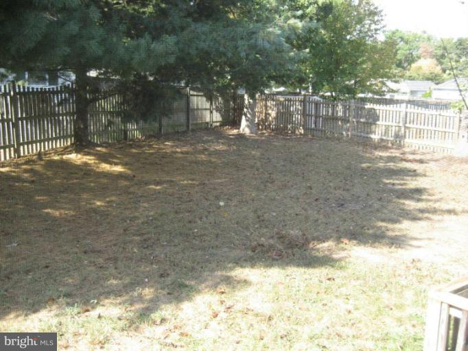 529 Oakton Road Odenton, MD 21113 - Photo 4 of 15 Exterior (Rear)