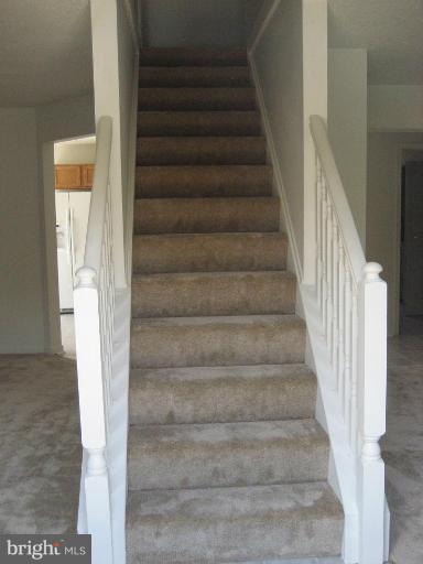 529 Oakton Road Odenton, MD 21113 - Photo 8 of 15 Interior (General)