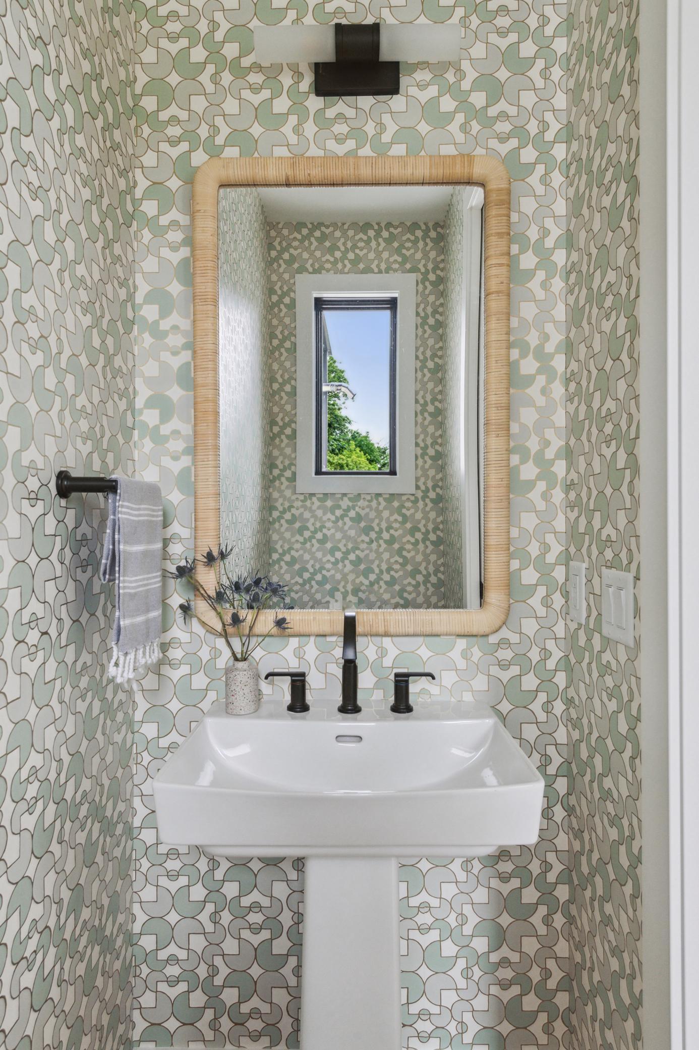 4408 Valley View Road Edina, MN 55424 - Photo 19 of 53