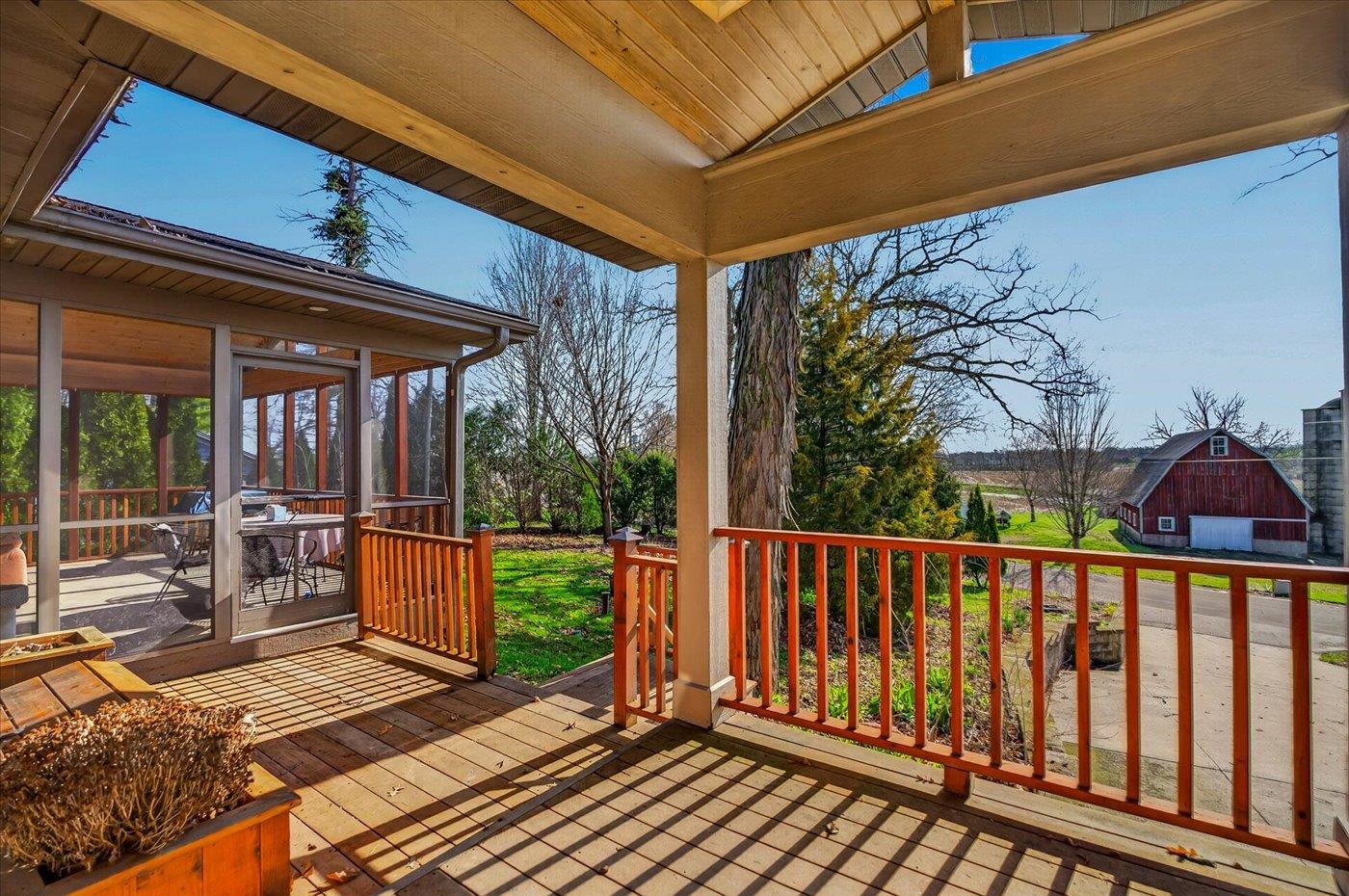 6097 Hellenbrand Road Waunakee, WI 53597 - Photo 4 of 58