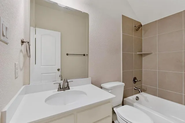 $859,990 | 5616 Snowberry Drive, Plano, TX 75094