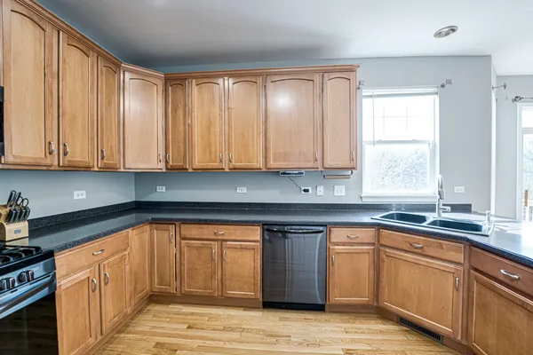 $624,900 | 26615 Silverleaf Drive, Plainfield, IL 60585