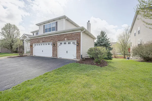 $624,900 | 26615 Silverleaf Drive, Plainfield, IL 60585
