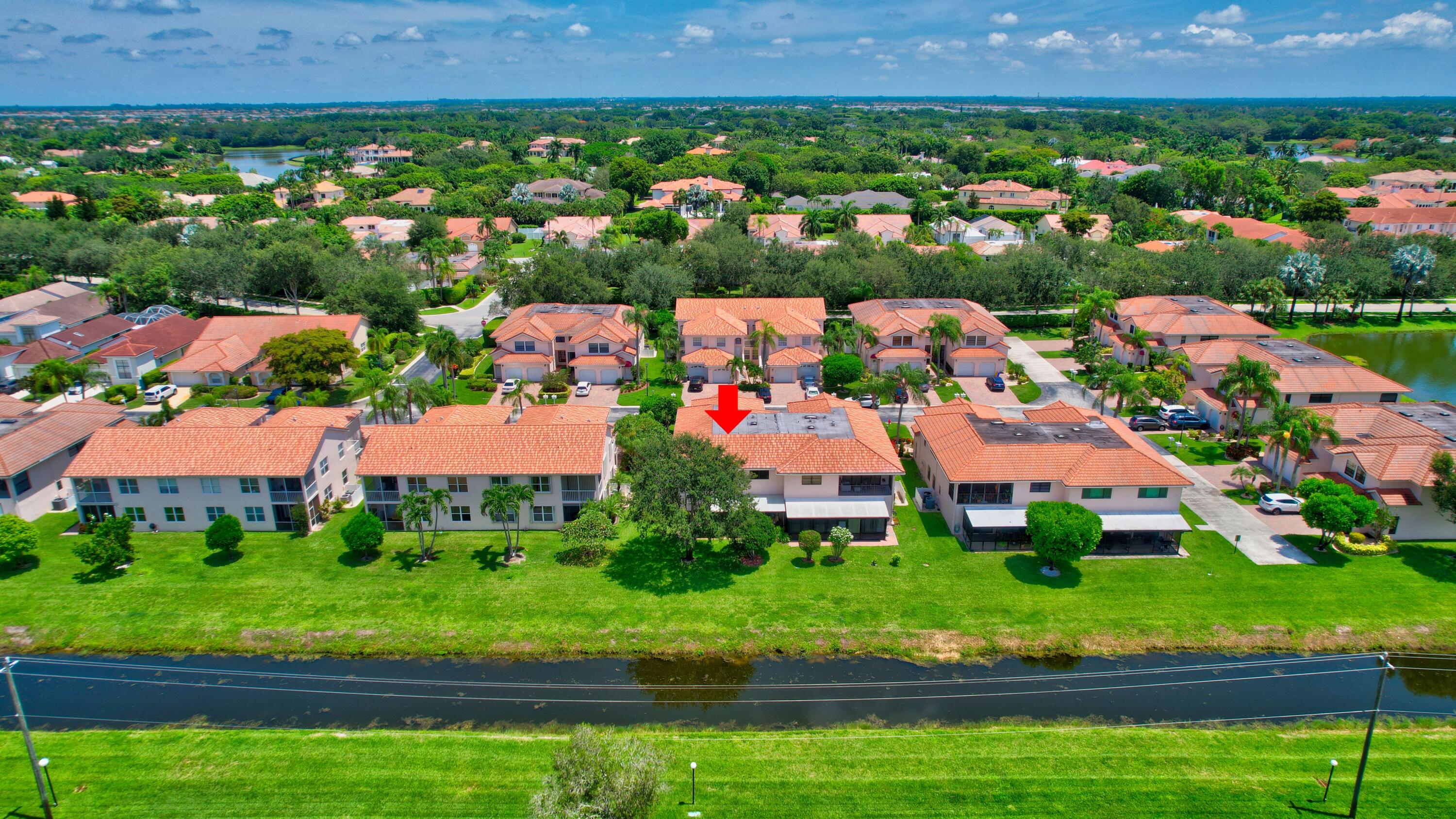 8652 Vía Reale, Unit 2 Boca Raton, FL 33496 - Photo 40 of 58 an aerial view of multiple house