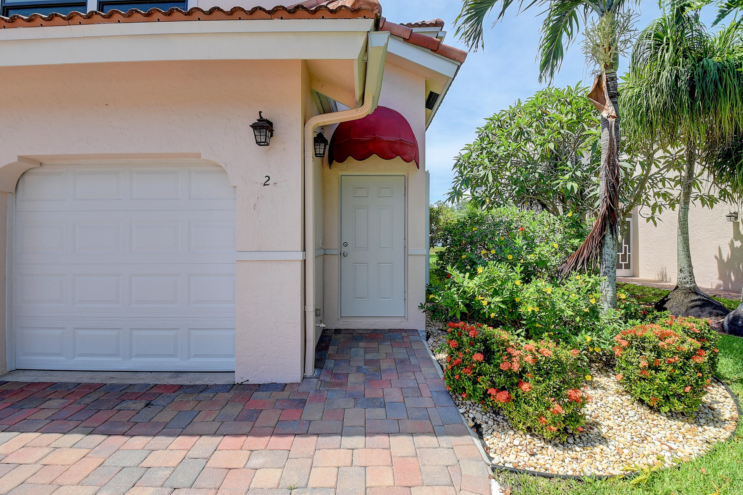 8652 Vía Reale, Unit 2 Boca Raton, FL 33496 - Photo 4 of 58 DSC_6383_4_5_6_7